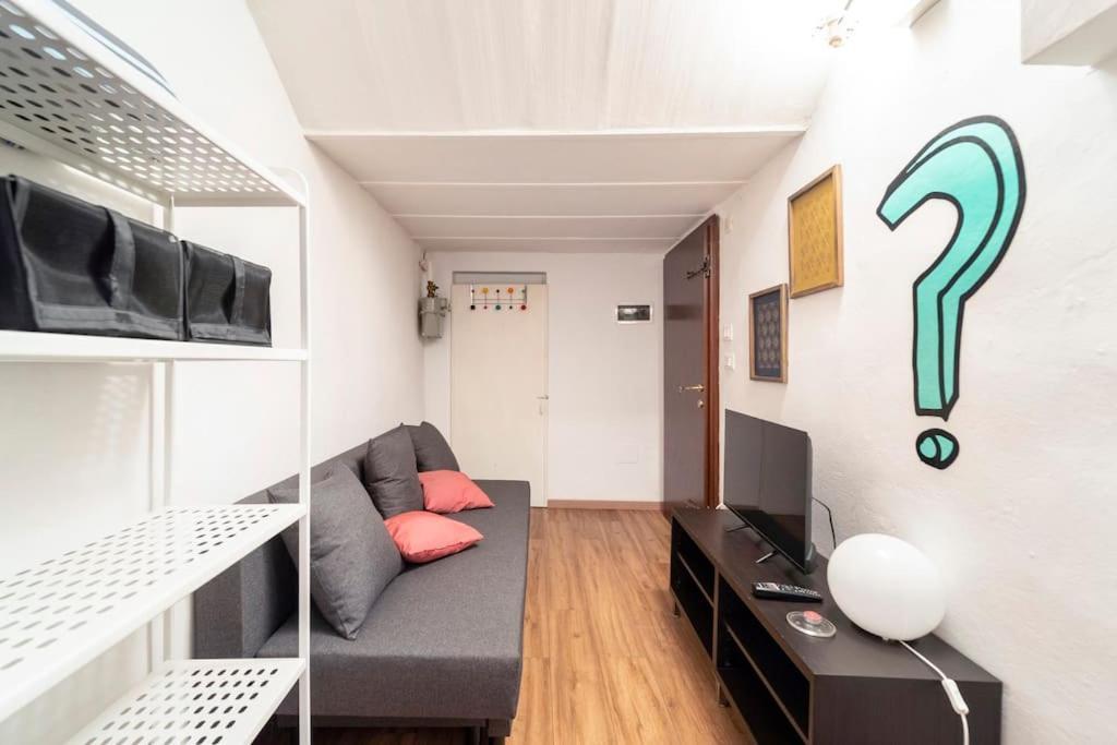 Central And Cozy Loft With Courtyard Болонья Экстерьер фото